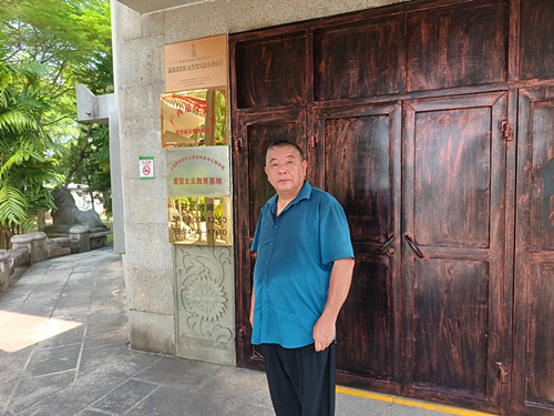 2025年9月20日广西壮族自治区玉林市玉州区龟山公园内玉林市烈士纪念广场 山顶纪念塔1_副本.jpg